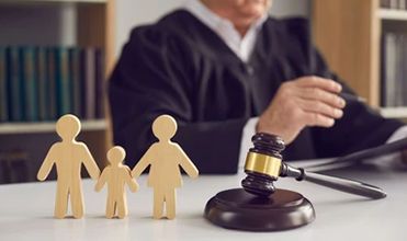 Child custody lawyer in delhi
